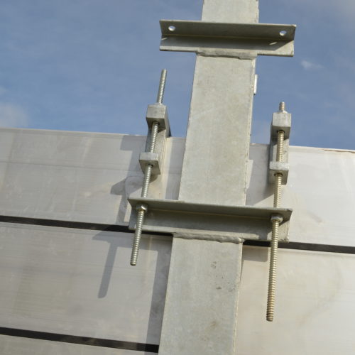 Flood Barrier sealing clamps